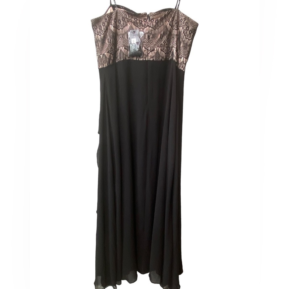 - City Chic Maxi Eyelash Ebony Lace Bodice Formal Evening Gown Dress - Picture 8 of 14